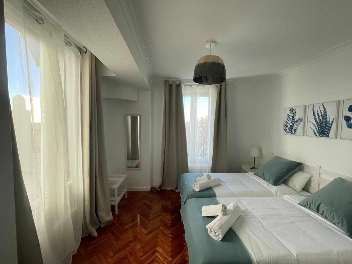 Apartamento Con Terraza Y Vistas Alcalaretiro Madrid Exterior photo